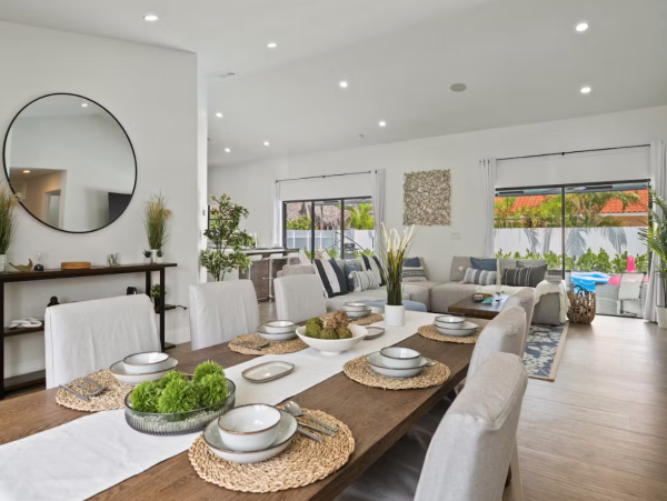 Luxury Miami Vacation Rental 3 Bedroom - Private Pool Oasis, Game Room & Family Friendly